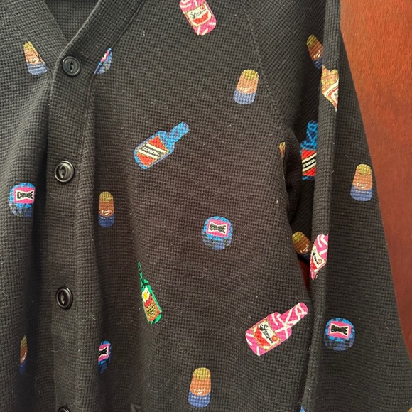 Corade Black Knit Sweater with bottle design Size XL - Picture 3 of 12